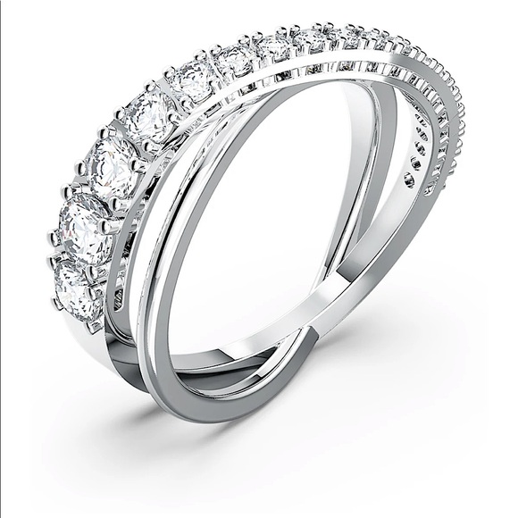 Swarovski Hyperbola ring (Twist)
White, Rhodium plated - Picture 2 of 9